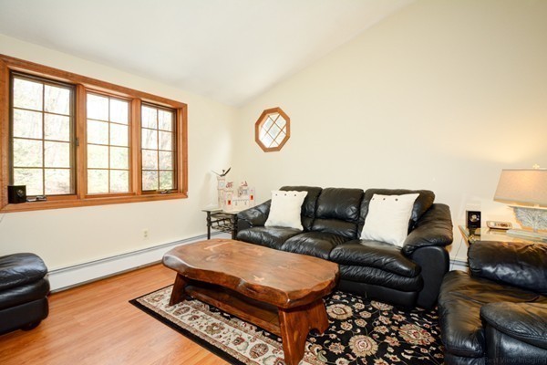 117 Barry Road Worcester, MA 01609 - Photo 18 of 27 Gallery Image 18