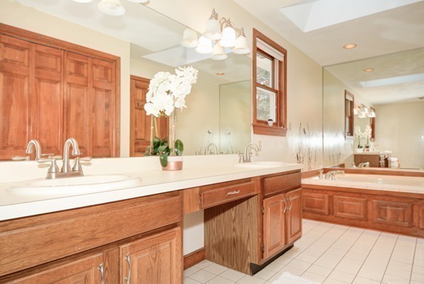 117 Barry Road Worcester, MA 01609 - Photo 19 of 27 Gallery Image 19
