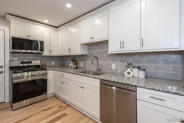 $270,000 | 804 Edgar Road, St. Louis, MO 63119