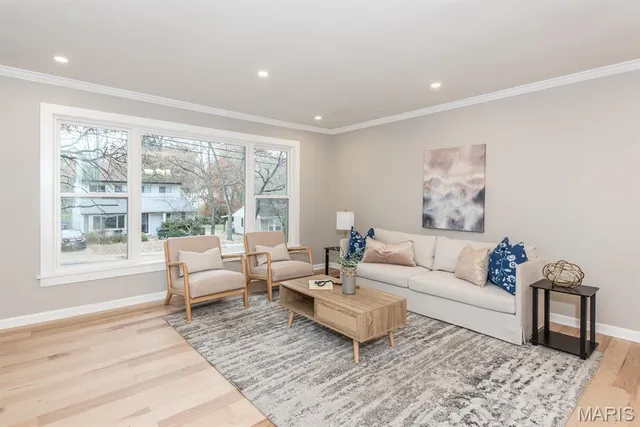 $287,500 | 804 Edgar Road, St. Louis, MO 63119