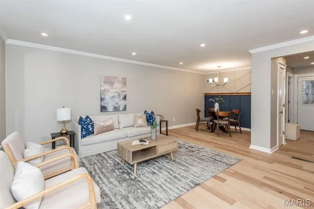 $287,500 | 804 Edgar Road, St. Louis, MO 63119