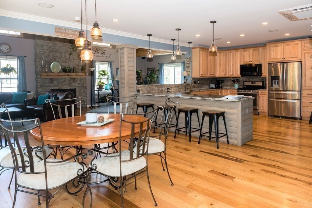 244 Gates Pond Road Berlin, MA 01503 - Photo 11 of 42