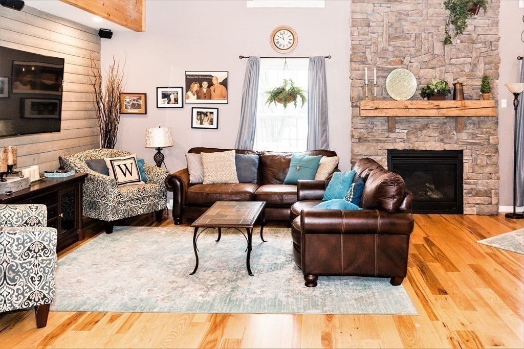 244 Gates Pond Road Berlin, MA 01503 - Photo 13 of 42