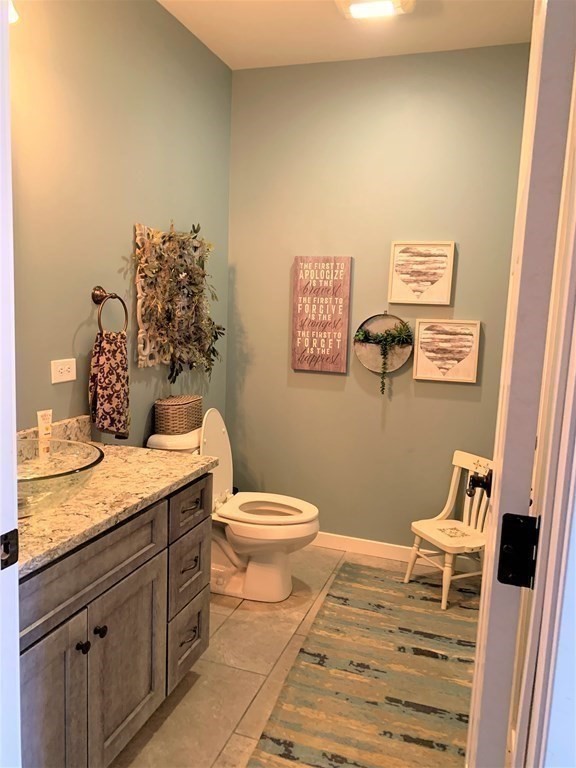 244 Gates Pond Road Berlin, MA 01503 - Photo 29 of 42