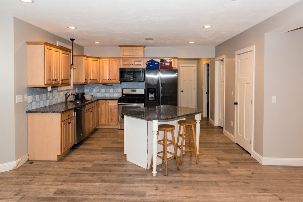 244 Gates Pond Road Berlin, MA 01503 - Photo 34 of 42