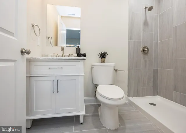 $310,000 | 3326 North Market Street, Wilmington, DE 19802