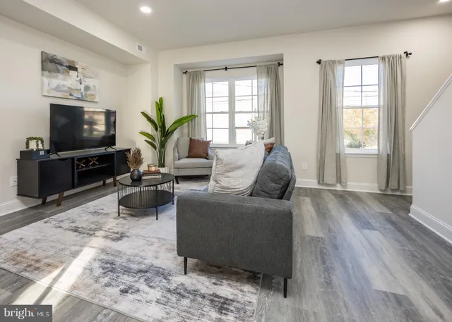 $310,000 | 3326 North Market Street, Wilmington, DE 19802