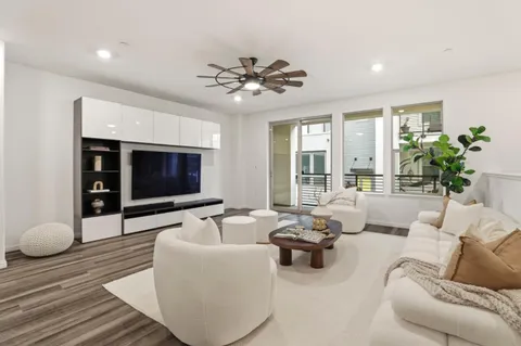 $1,070,000 | 6816 Vector Court, San Jose, CA 95119