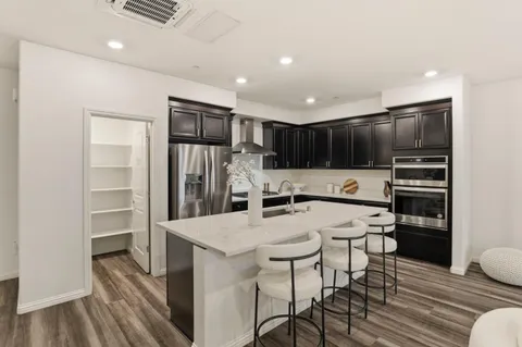 $1,070,000 | 6816 Vector Court, San Jose, CA 95119