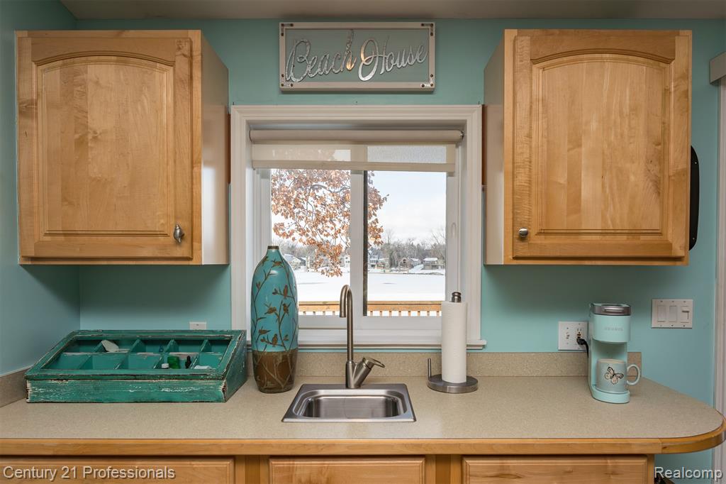 13504 South Horrell Road Fenton, MI 48430 - Photo 11 of 70 Gallery Image 11
