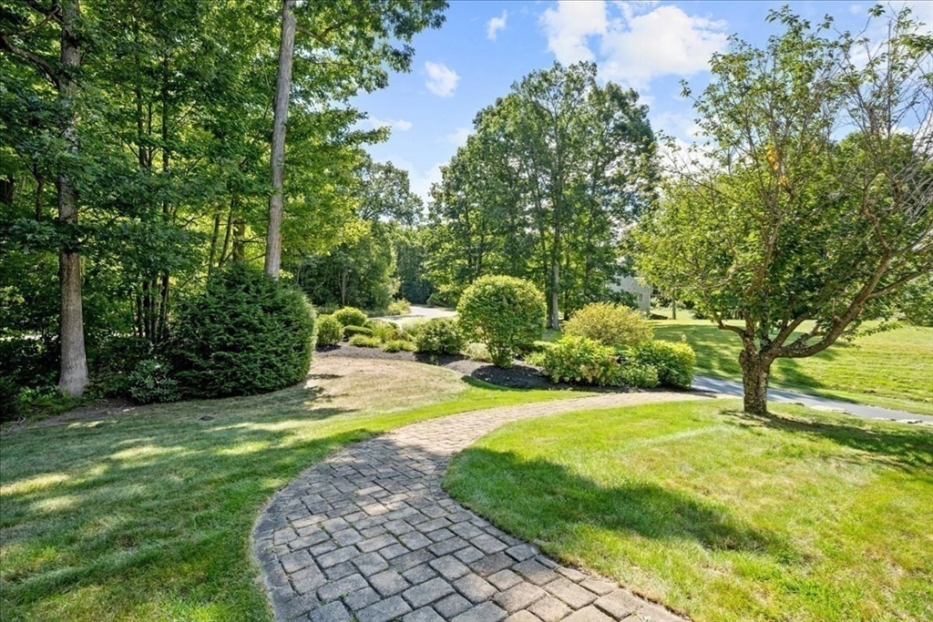 16 Orion Road Pepperell, MA 01463 - Photo 5 of 39 Gallery Image 5