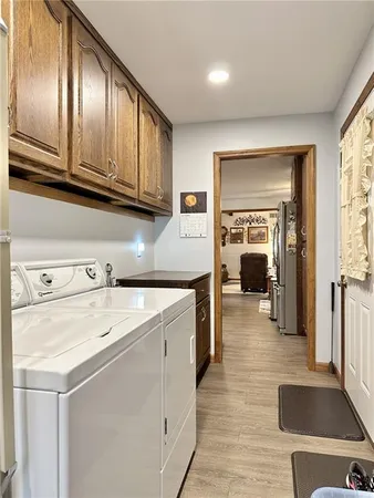 $315,000 | 904 Lake Manor Drive, Trenton, MO 64683