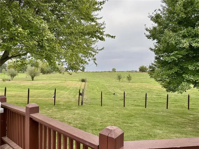 $329,900 | 904 Lake Manor Drive, Trenton, MO 64683