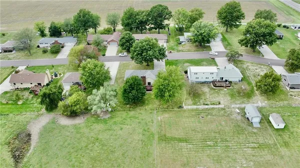 $315,000 | 904 Lake Manor Drive, Trenton, MO 64683