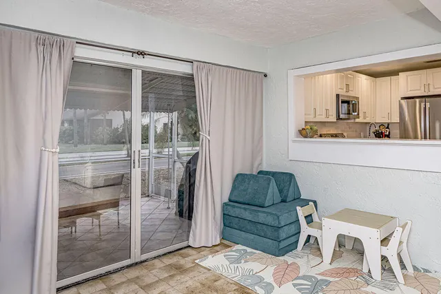 $2,500 | 7650 Meed Circle, Lake Worth, FL 33467