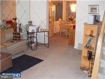 8636 Rugby Street Philadelphia, PA 19150 - Photo 2 of 11 Gallery Image 2