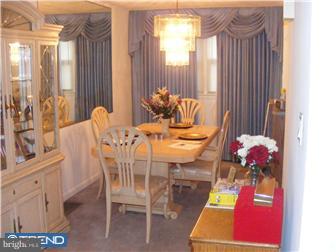 8636 Rugby Street Philadelphia, PA 19150 - Photo 3 of 11 Gallery Image 3