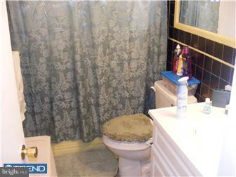 8636 Rugby Street Philadelphia, PA 19150 - Photo 5 of 11 Gallery Image 5