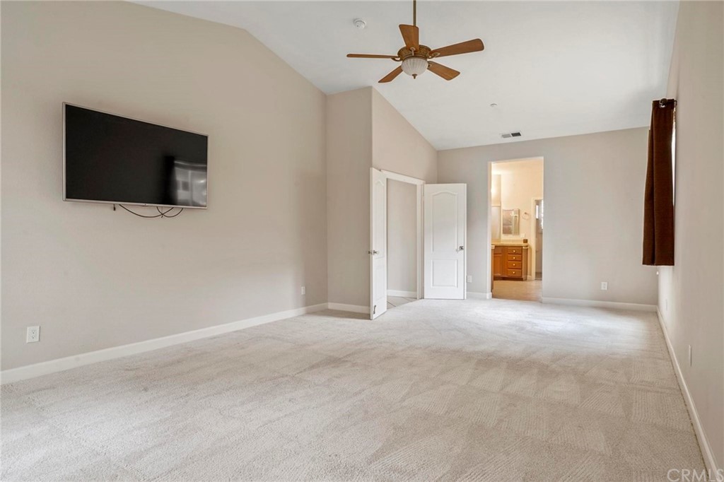569 Inverlochy Drive Fallbrook, CA 92028 - Photo 19 of 36 a view of empty room with windows