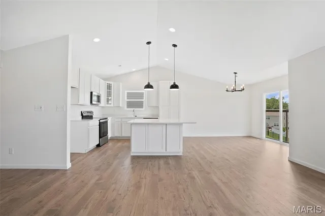 $459,373 | 549 Evening Primrose Drive, Wentzville, MO 63385