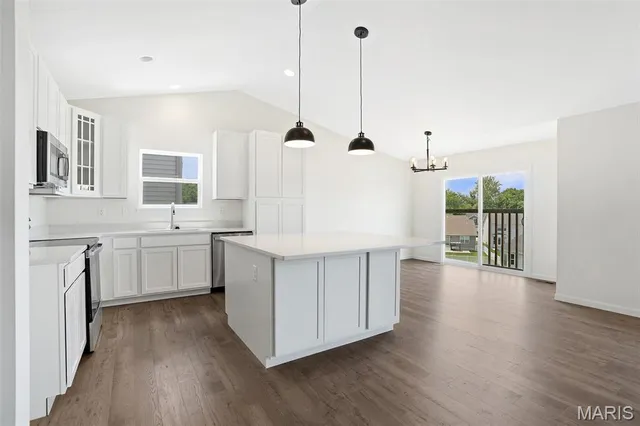 $459,373 | 549 Evening Primrose Drive, Wentzville, MO 63385