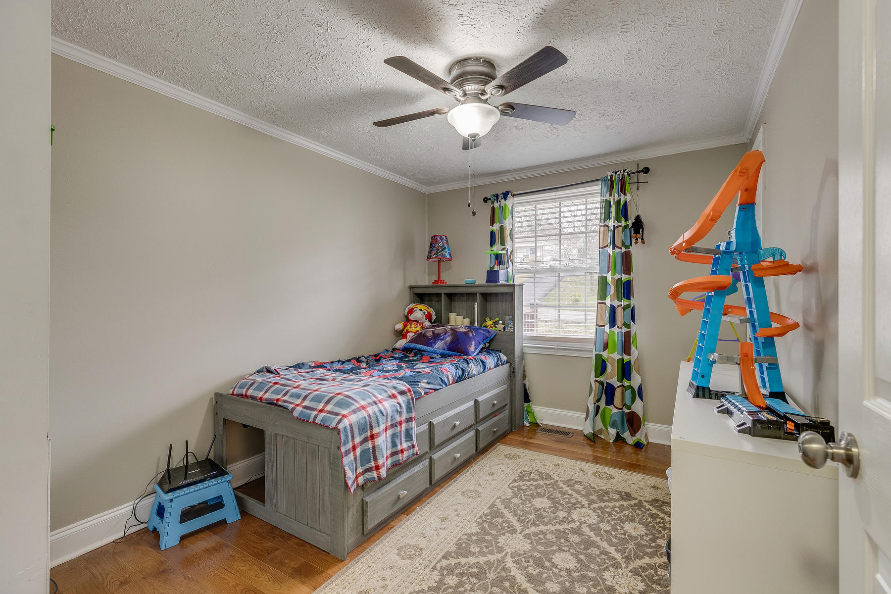 352 Rutledge Street Bristol, TN 37620 - Photo 21 of 28 021
