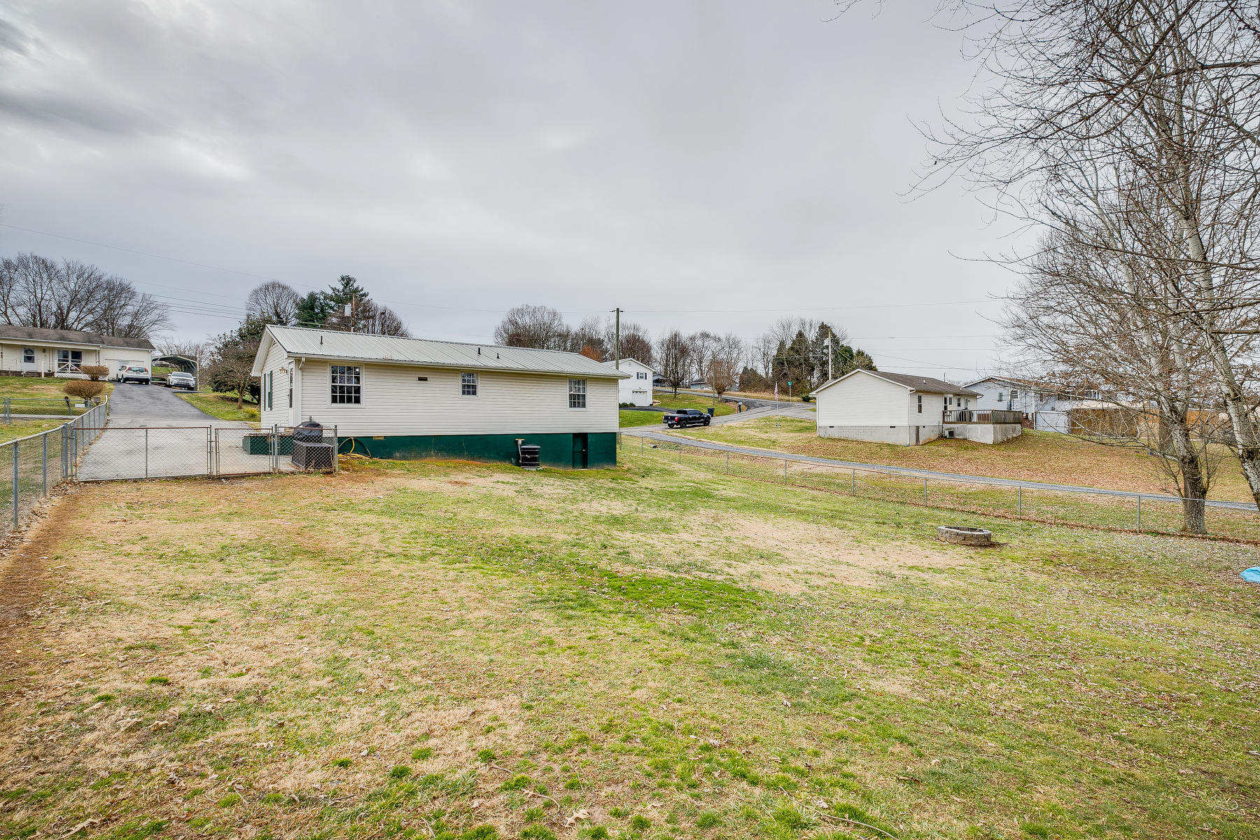 352 Rutledge Street Bristol, TN 37620 - Photo 26 of 28 026 (2)