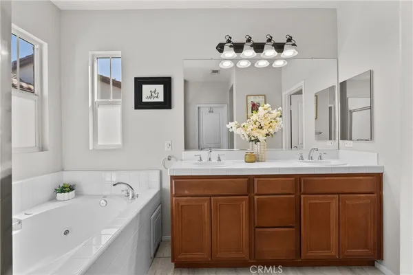 $575,000 | 24019 Amphora Place, Valencia, CA 91354
