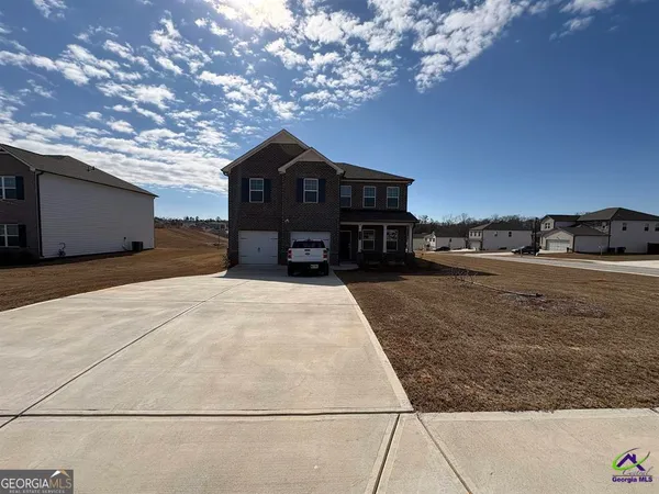 $349,000 | 1100 Holland Drive, Hampton, GA 30228