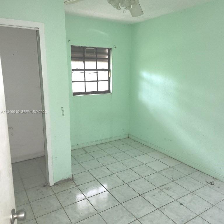 3250 Bacom Point Road Pahokee, FL 33476 - Photo 23 of 29 Bedroom 3