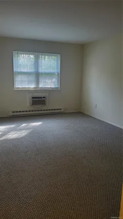 $2,200 | 101 Sylvan Avenue, Unit 44, Miller Place, NY 11764
