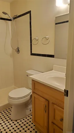 $2,200 | 101 Sylvan Avenue, Unit 44, Miller Place, NY 11764