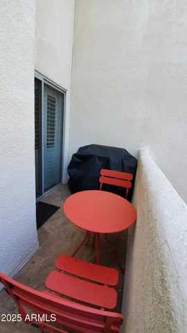 $2,700 | 4330 North 5th Avenue, Unit 209, Phoenix, AZ 85013