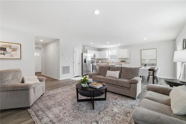 $396,000 | 135 Alta Vista Drive, Imperial, PA 15126