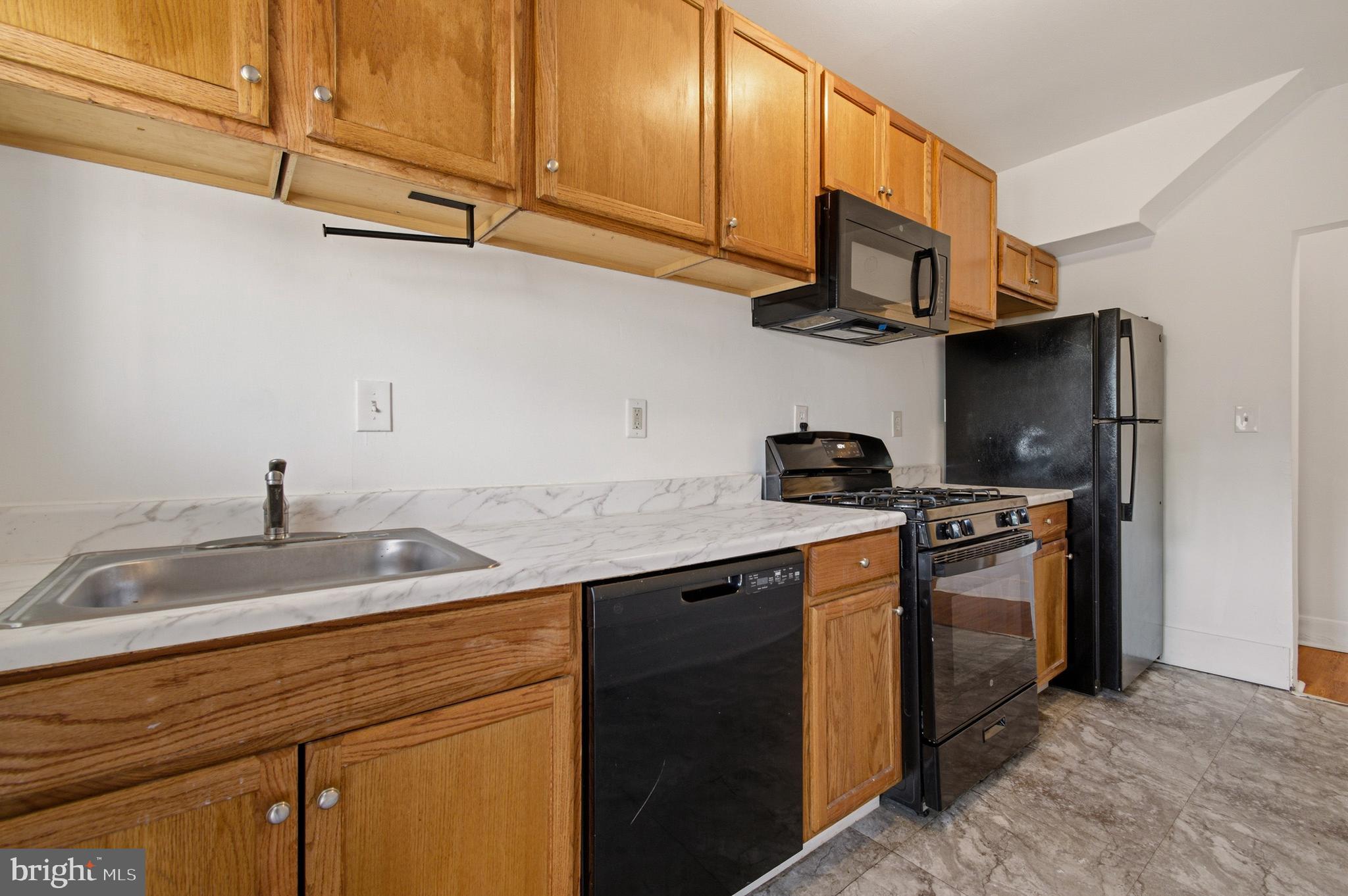1616 Good Hope Road Southeast Washington, DC 20020 - Photo 3 of 25