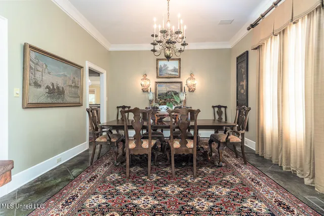 $495,000 | 9 Oak Knoll Drive, Clarksdale, MS 38614