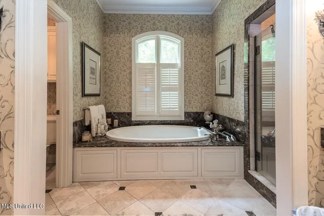 $495,000 | 9 Oak Knoll Drive, Clarksdale, MS 38614