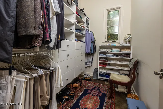 $495,000 | 9 Oak Knoll Drive, Clarksdale, MS 38614