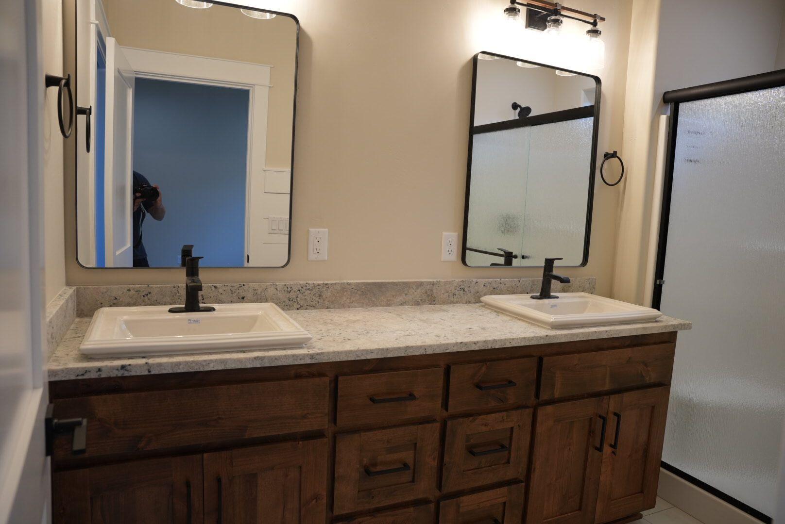 2777 Roberts Road Medford, OR 97504 - Photo 10 of 15 DSC00512