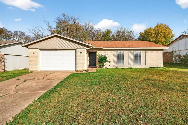 $1,495 | 401 Utah Street, Sherman, TX 75090