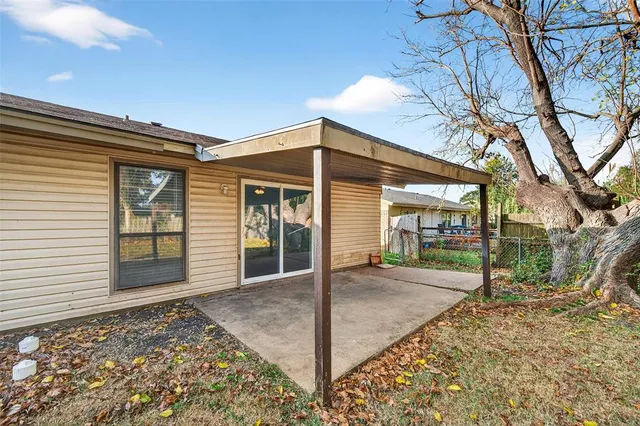 $1,495 | 401 Utah Street, Sherman, TX 75090