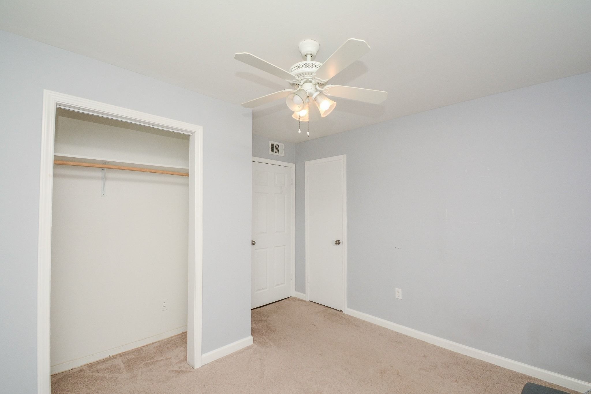 7900 Westheimer Road, Unit 141 Houston, TX 77063 - Photo 21 of 35 Second Bedroom