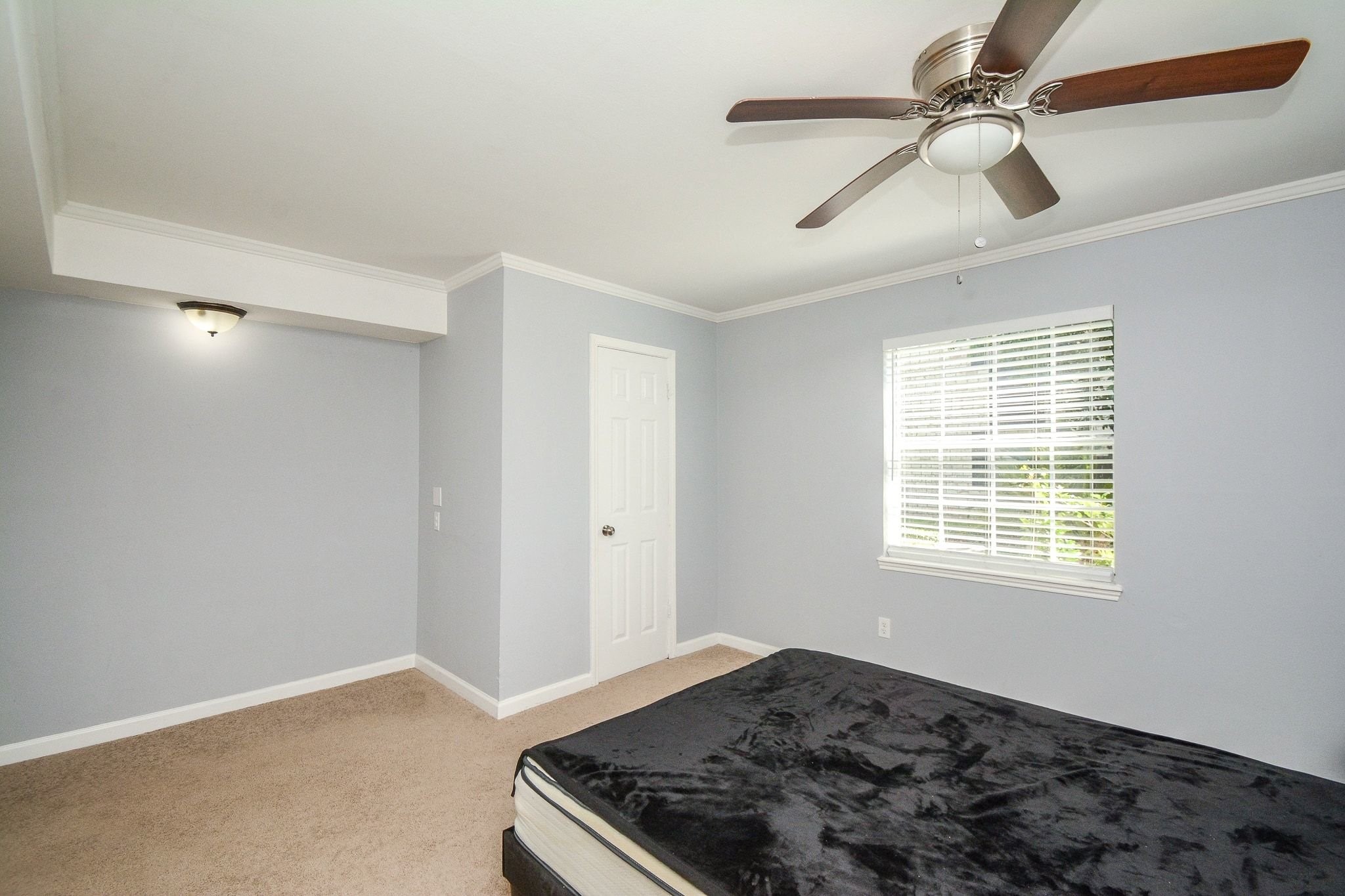 7900 Westheimer Road, Unit 141 Houston, TX 77063 - Photo 27 of 35 Primary Bedroom