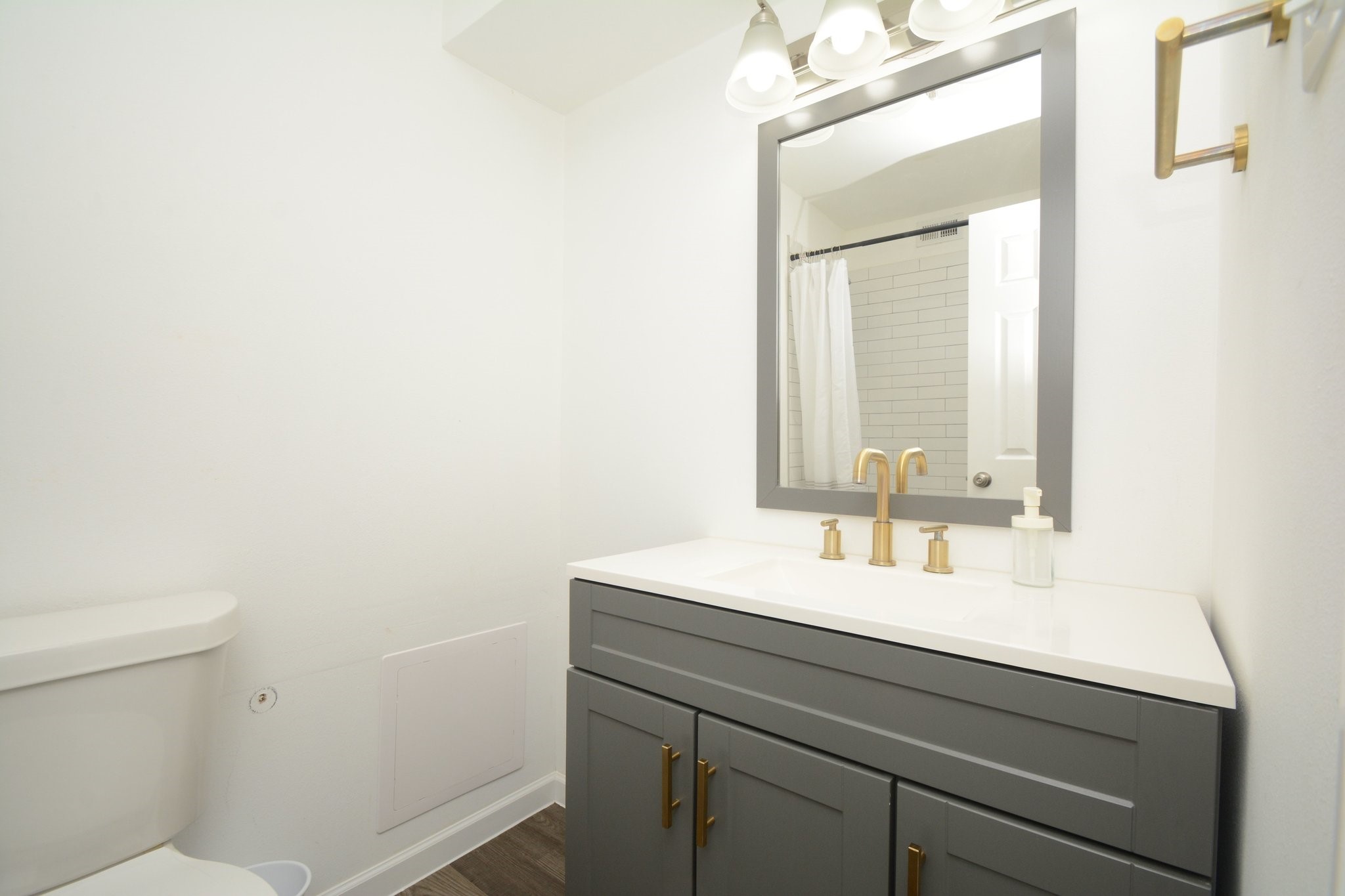 7900 Westheimer Road, Unit 141 Houston, TX 77063 - Photo 28 of 35 Primary Bathroom