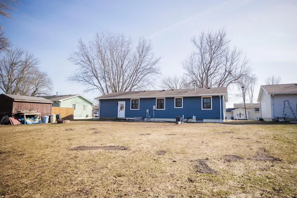 $179,900 | 19 Thomas Street, Morris, MN 56267