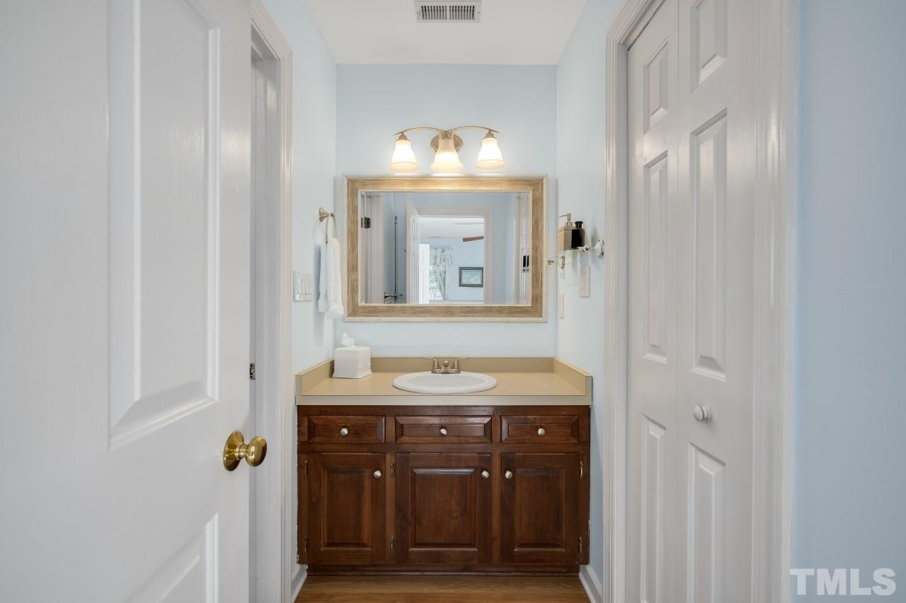 15 Cobbleridge Court Durham, NC 27713 - Photo 16 of 30