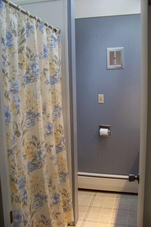 5 Green Street Springvale, ME 04083 - Photo 19 of 34 Bath