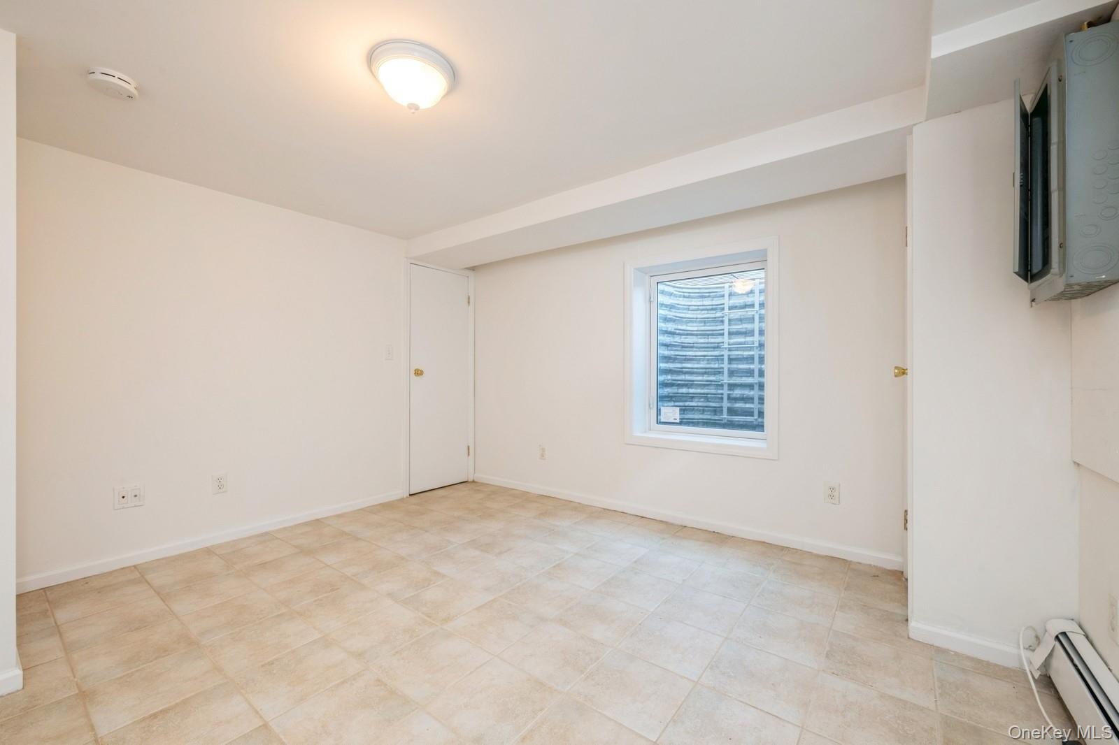 130 Soundview Road Huntington, NY 11743 - Photo 22 of 30