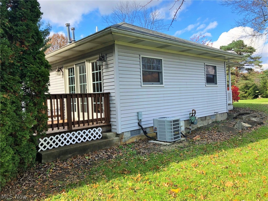 9602 Tallmadge Road Diamond, OH 44412 - Photo 7 of 19 Gallery Image 7