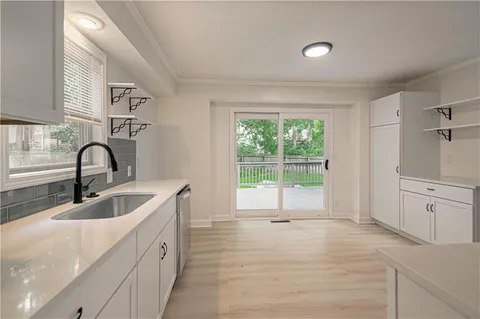 $444,950 | 10407 Long Street, Overland Park, KS 66215